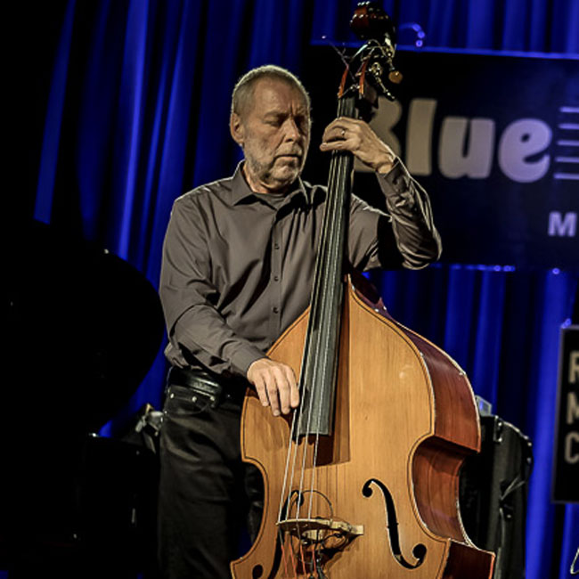 Dave Holland Trio feat. Kevin Eubanks and Obed Calvaire 27/02/2016 23.30